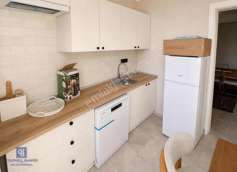Buca Merkezi Lokasyon Eşyalı Kiralık 3+1 Daire - Görsel 12