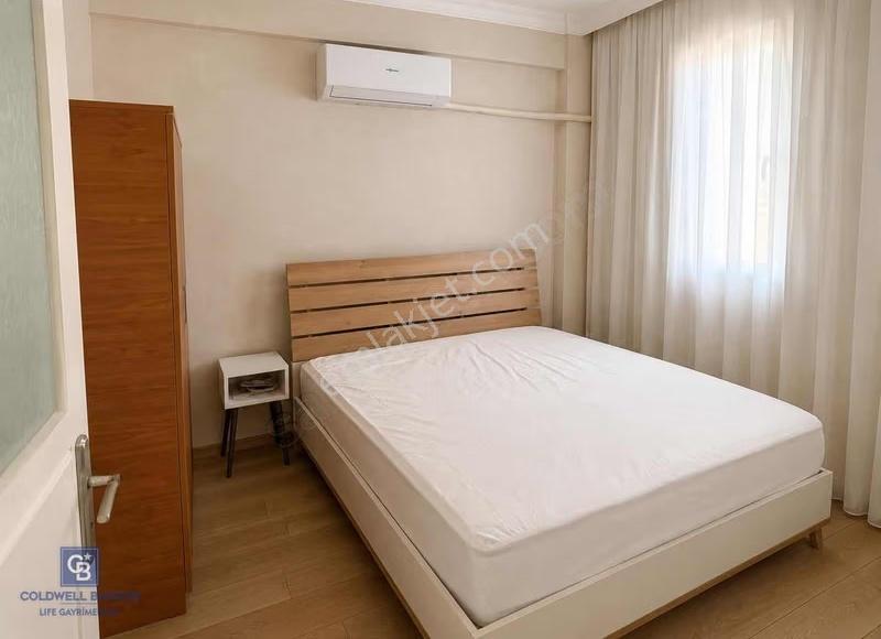 Buca Merkezi Lokasyon Eşyalı Kiralık 3+1 Daire - Görsel 2