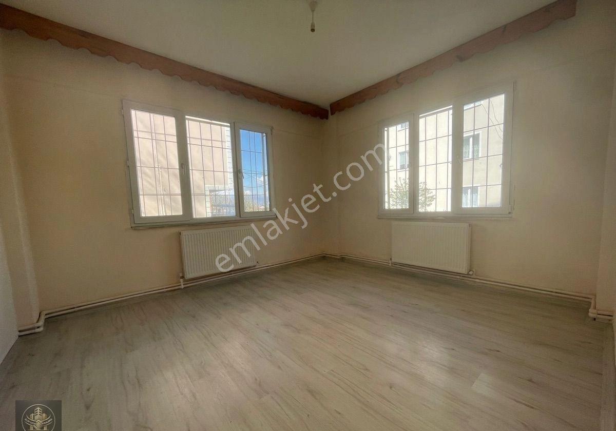 Tokat Niksar Elit Gayrimenkul Den Kiralık 2+1 Daire - Görsel 3
