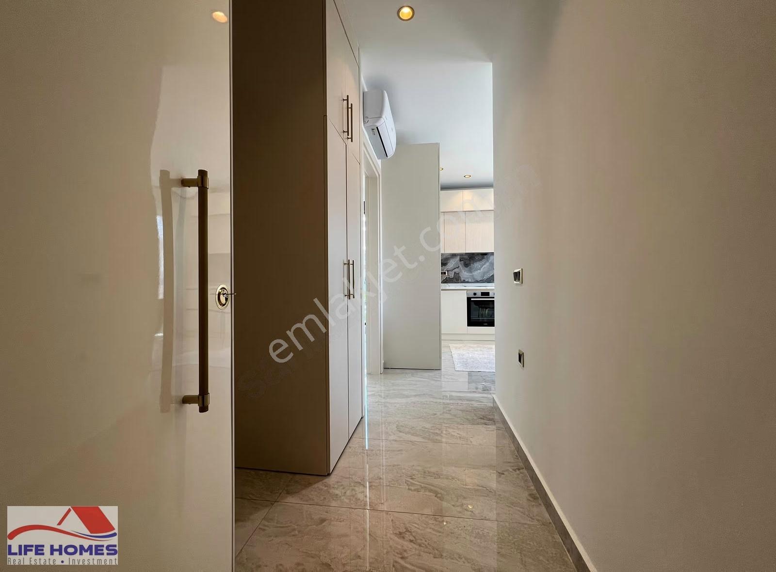 Alanya Tosmur'da Site İçi Lüks Kiralık 1+1 Daire (denize 100m) - Görsel 14