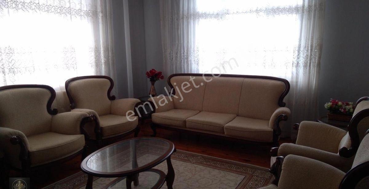 Tokat Niksar Elit Gayrimenkulden Şehir Merkezinde Ful Eşyalı Kiralık Daire - Görsel 4