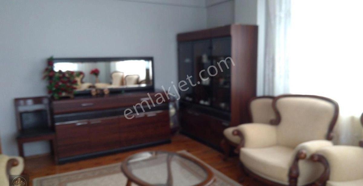 Tokat Niksar Elit Gayrimenkulden Şehir Merkezinde Ful Eşyalı Kiralık Daire
