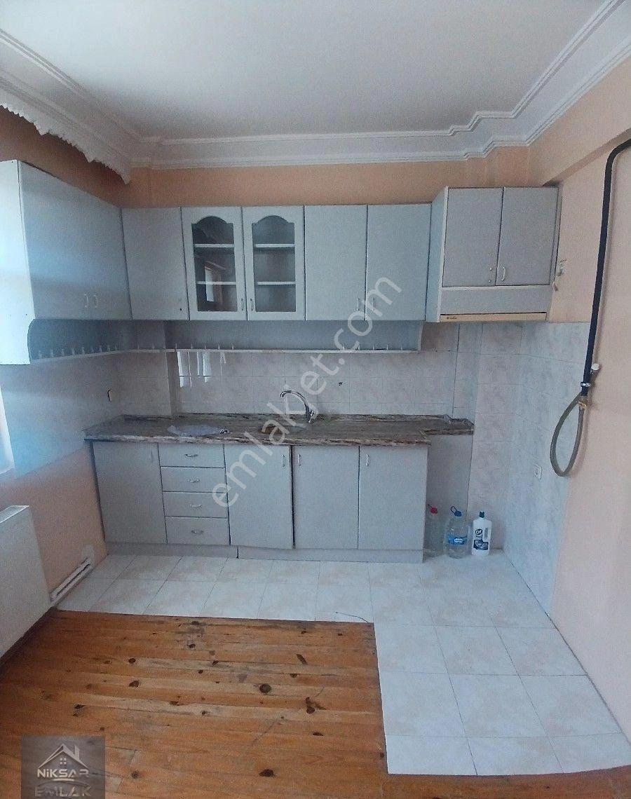 Tokat Niksar Elit Emlaktan Satılık 2+1 Daire Kat Mülkiyetli.. - Görsel 4