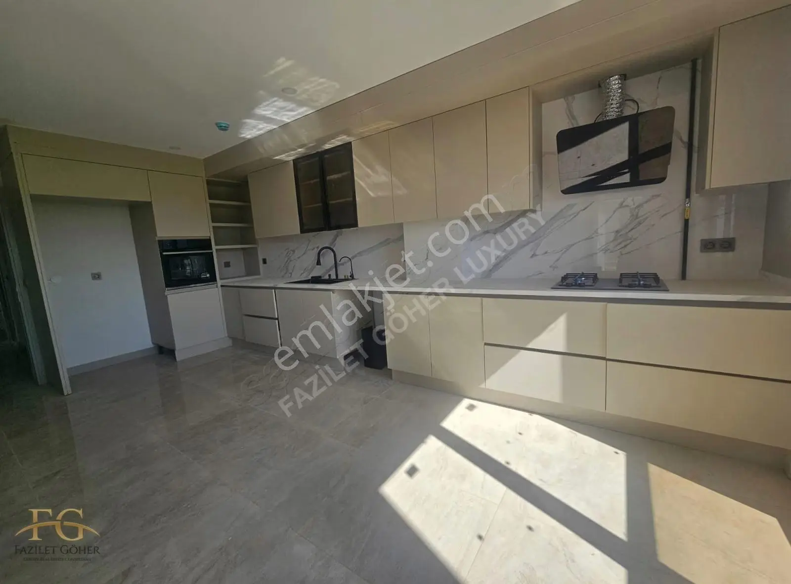 Vadeli Satış Avantajı | 180 M² Bahçeli 4+1 - Görsel 2
