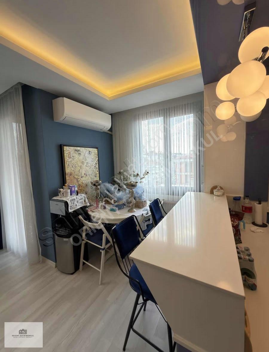 Süreyya Plajında Özel Tasarım 3+1 | Kapalı Teraslı | Otoparklı - Görsel 6