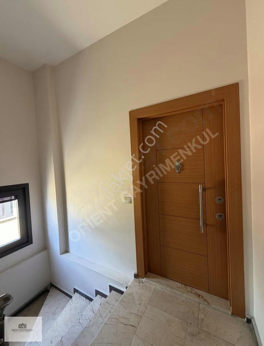 Süreyya Plajında Özel Tasarım 3+1 | Kapalı Teraslı | Otoparklı - Görsel 12