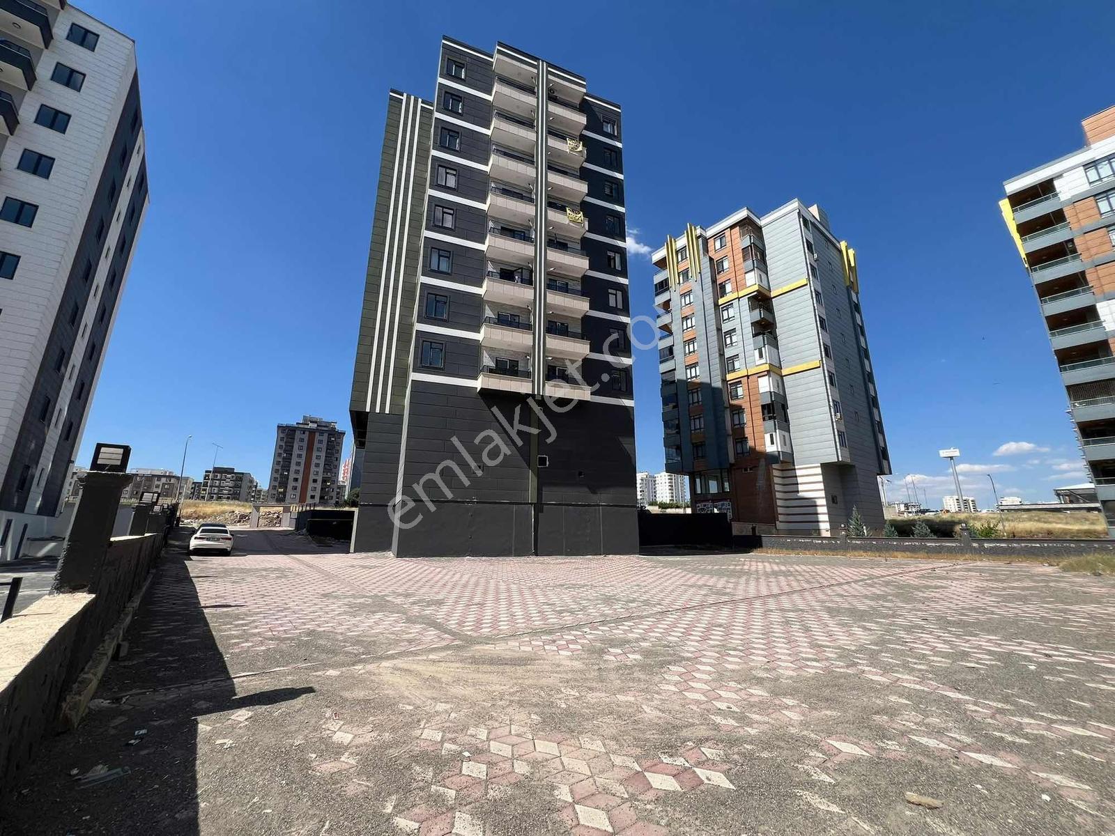 Burhan Kılınç'dan Eşyalı Kiralık 2+0 Merkezi Konumda - Görsel 8