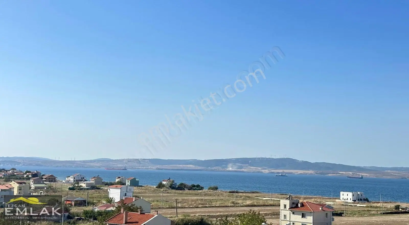 Lapseki Çardak'ta Deniz Ve Köprü Manzaralı Satılık 2+2 Dublex