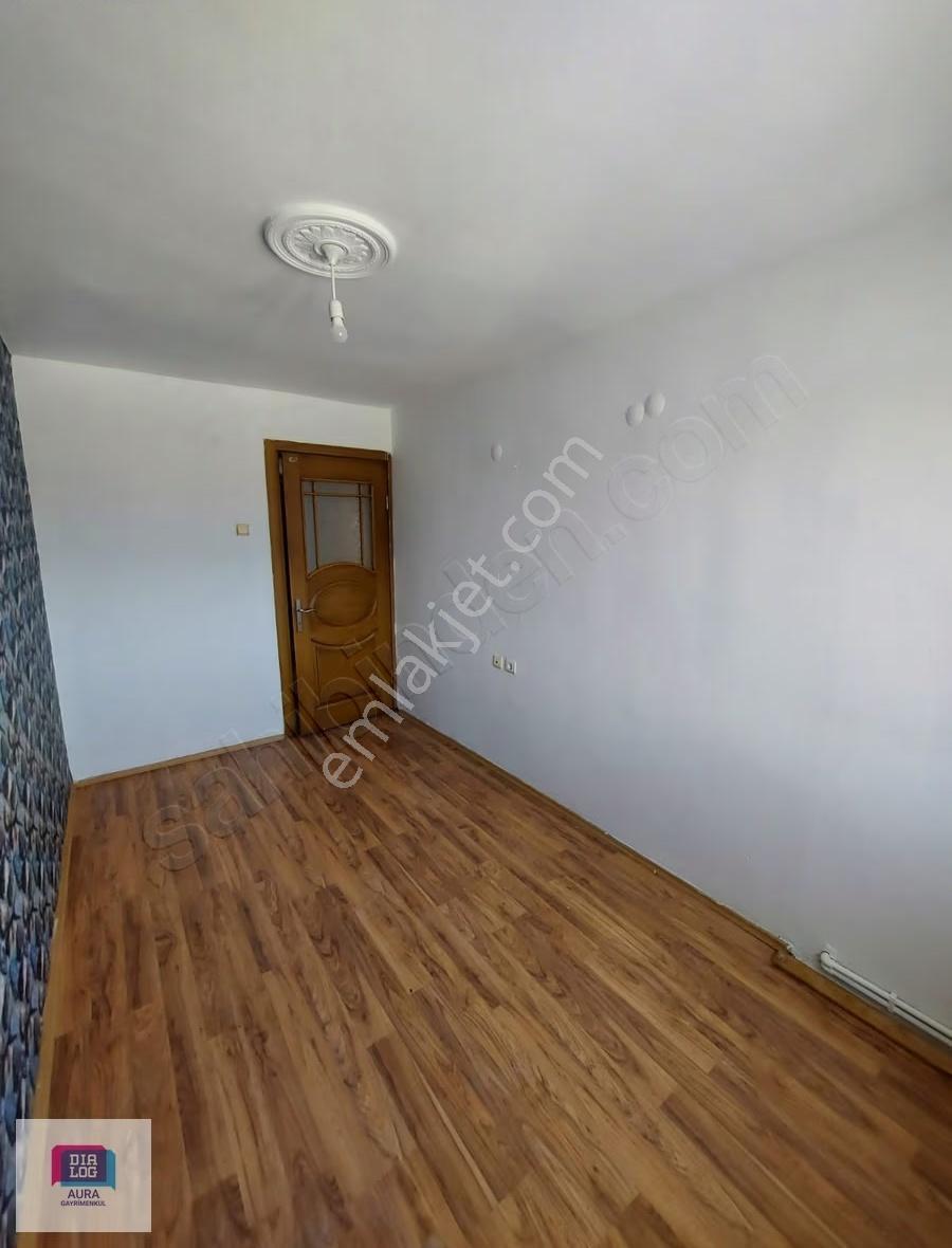 Gaziemir Atıfbey Mahallesinde - Görsel 11