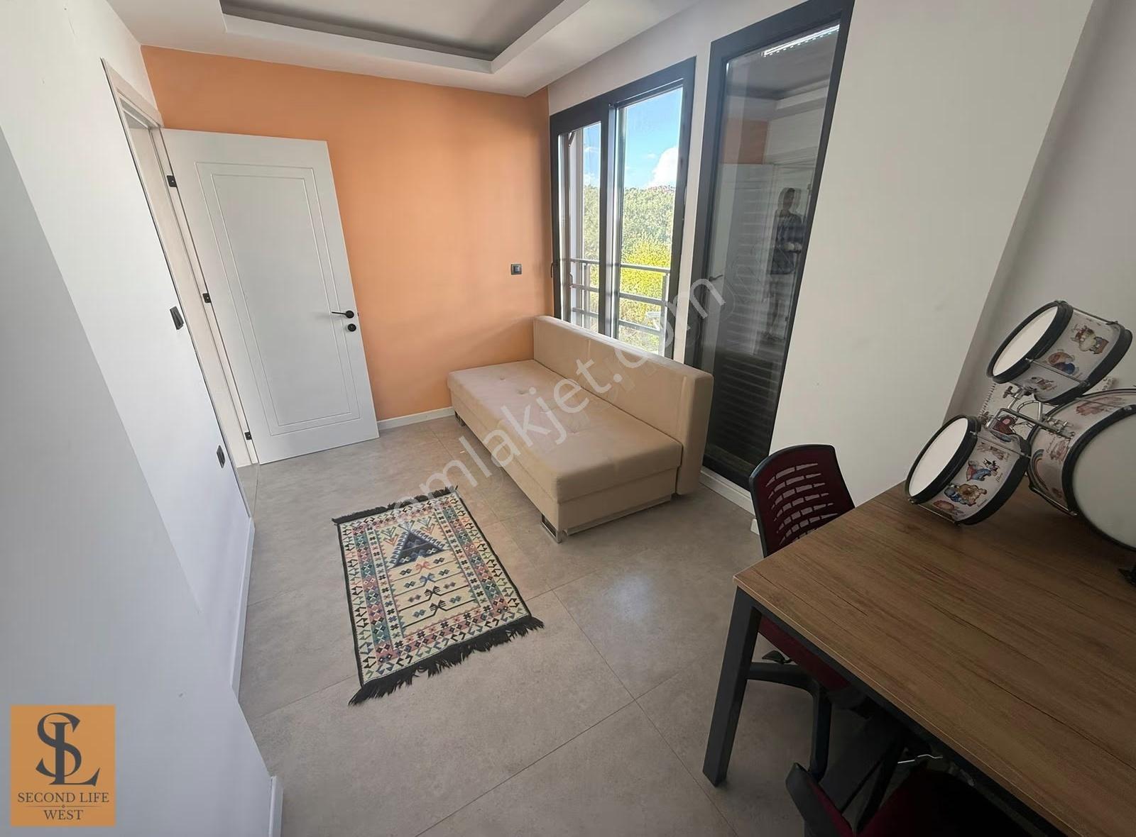 Yaz Boyunca Tatil Konforu! Gömeç Sahil Site İçi Eşyalı 3+1 Villa - Görsel 23