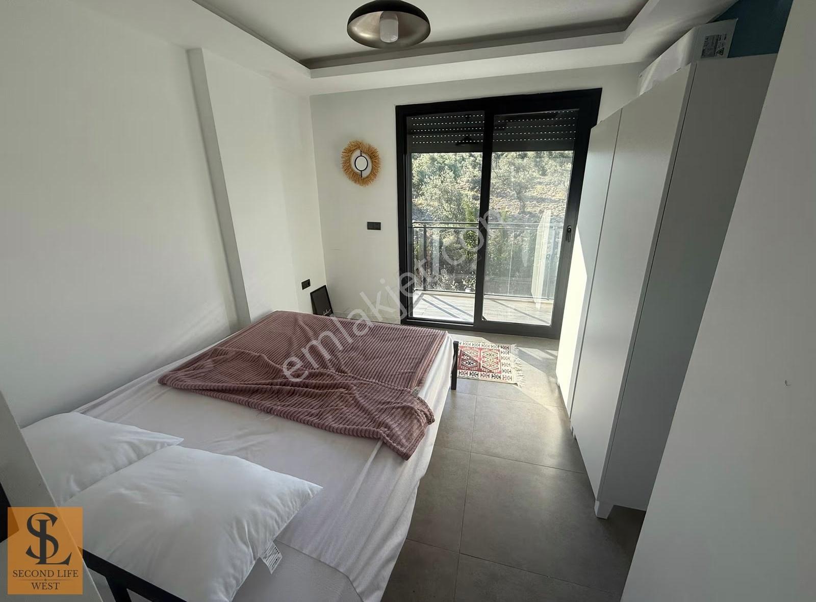 Yaz Boyunca Tatil Konforu! Gömeç Sahil Site İçi Eşyalı 3+1 Villa - Görsel 22