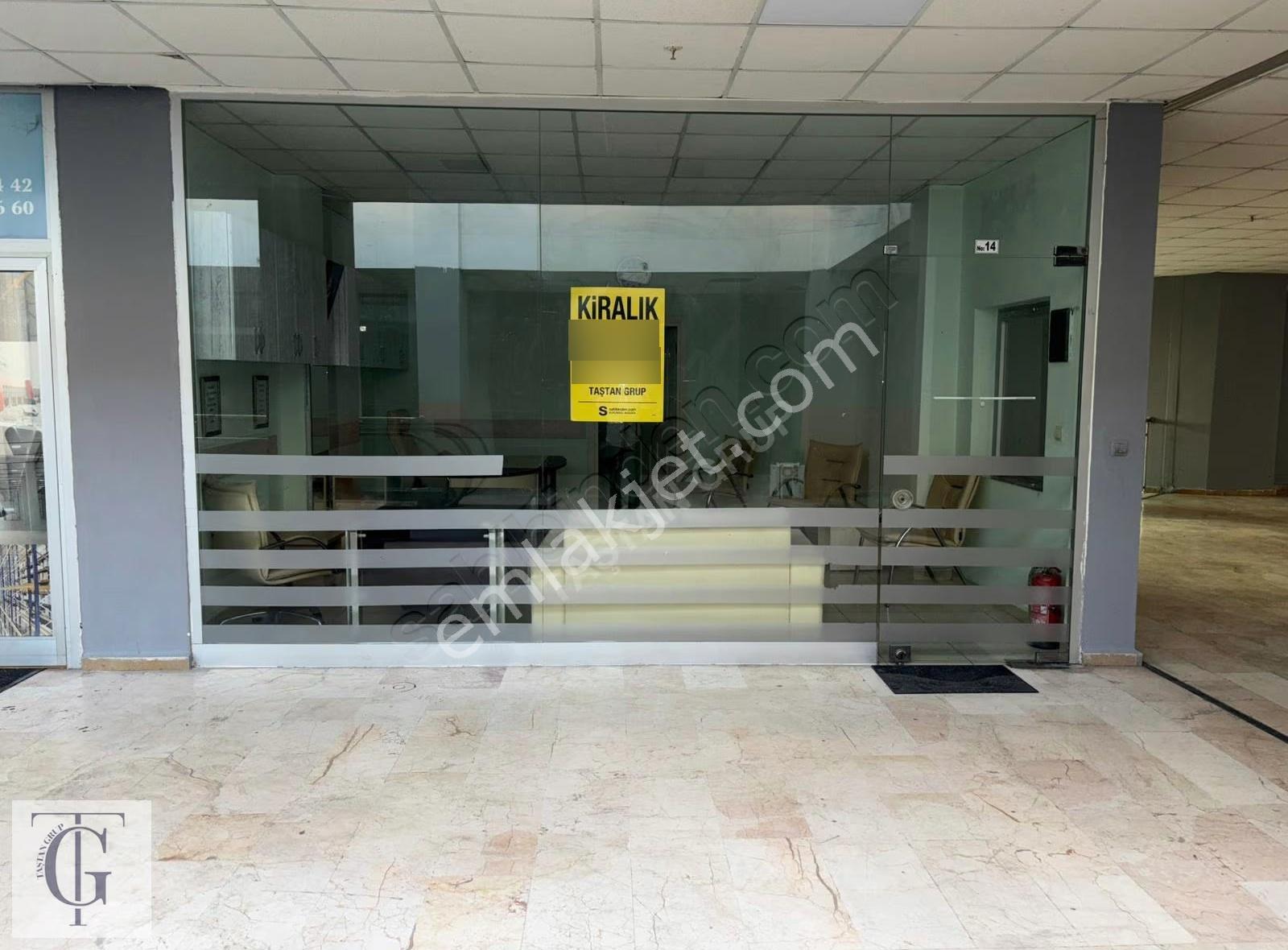 Taştan Grup'tan Toki Ticaret Merkezinde 30m² Eşy. Kiralık Dükkan