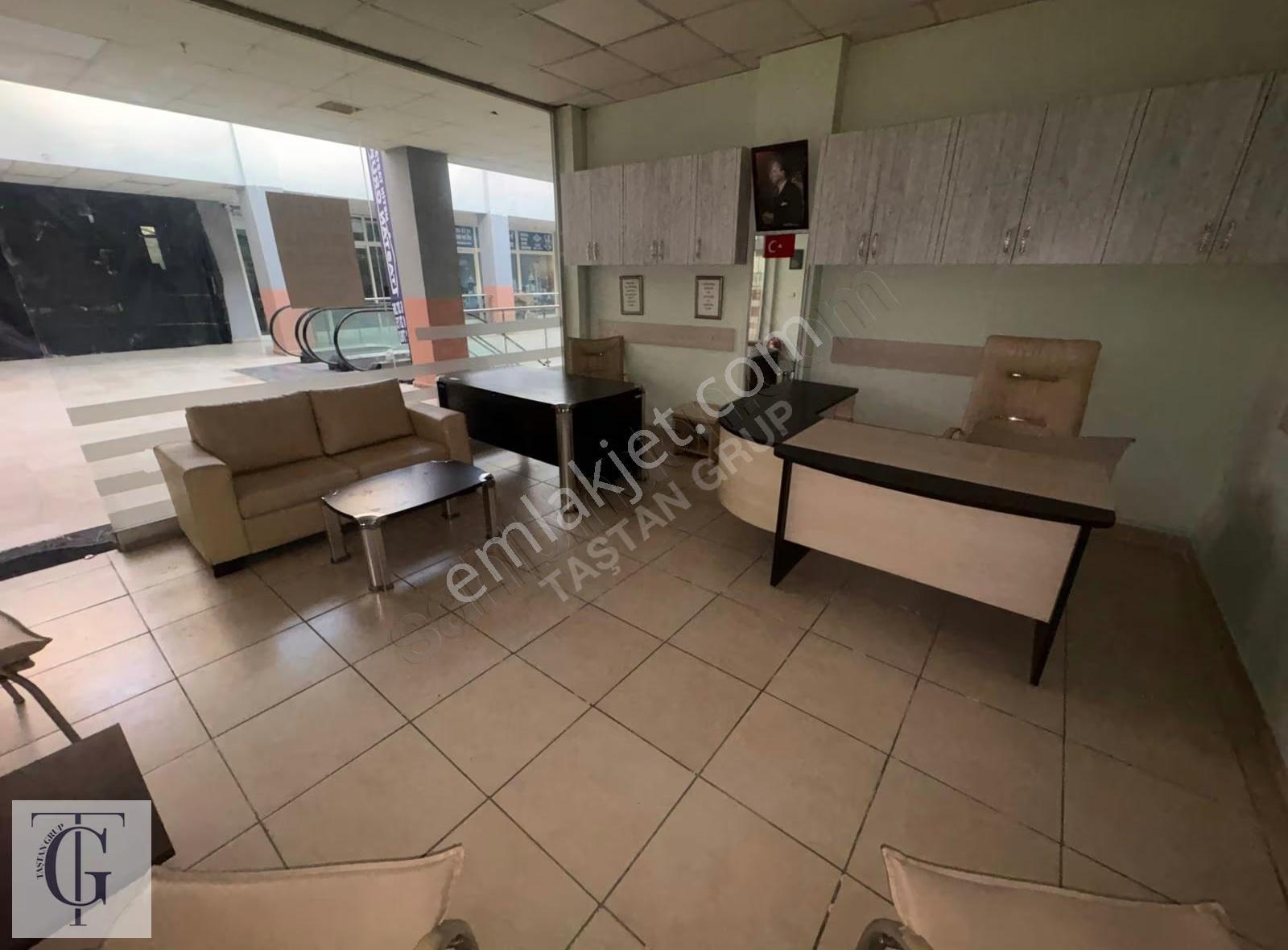 Taştan Grup'tan Toki Ticaret Merkezinde 30m² Eşy. Kiralık Dükkan - Görsel 6