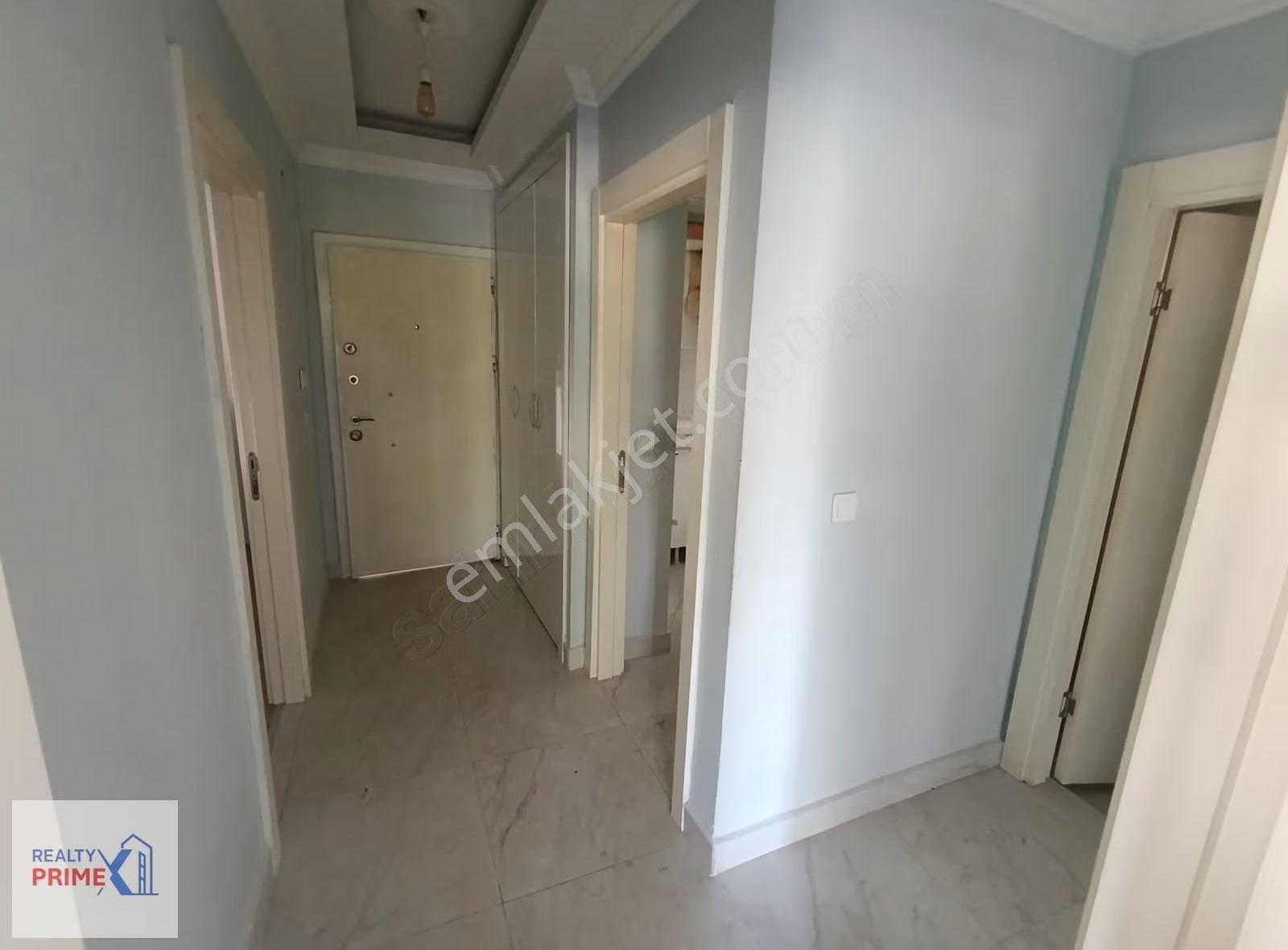 Teomanpaşa Mahallesi'nde Kiralık 2+1 Daire - Görsel 3