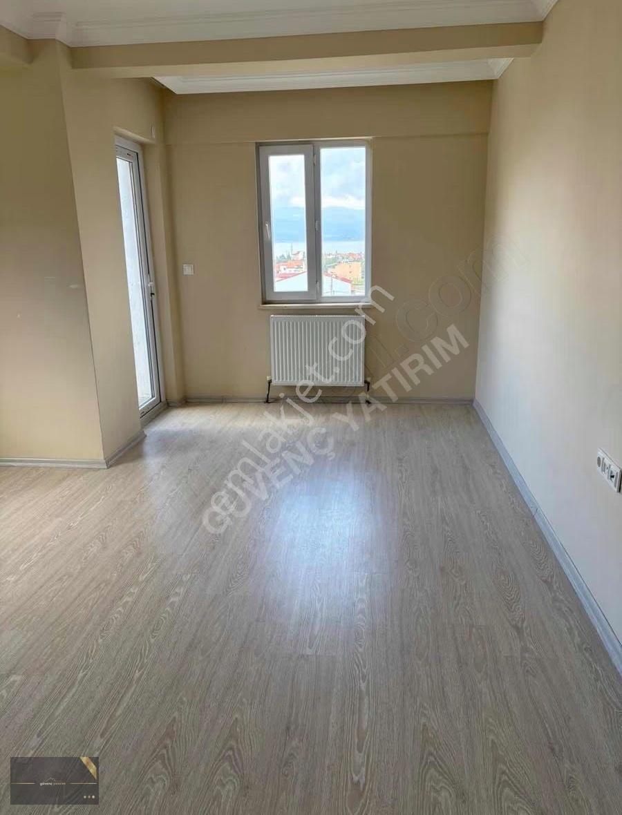 Burdur/merkez | Göl Manzaralı | Ebeveyn-doğalgaz-asansör | 3+1 - Görsel 22