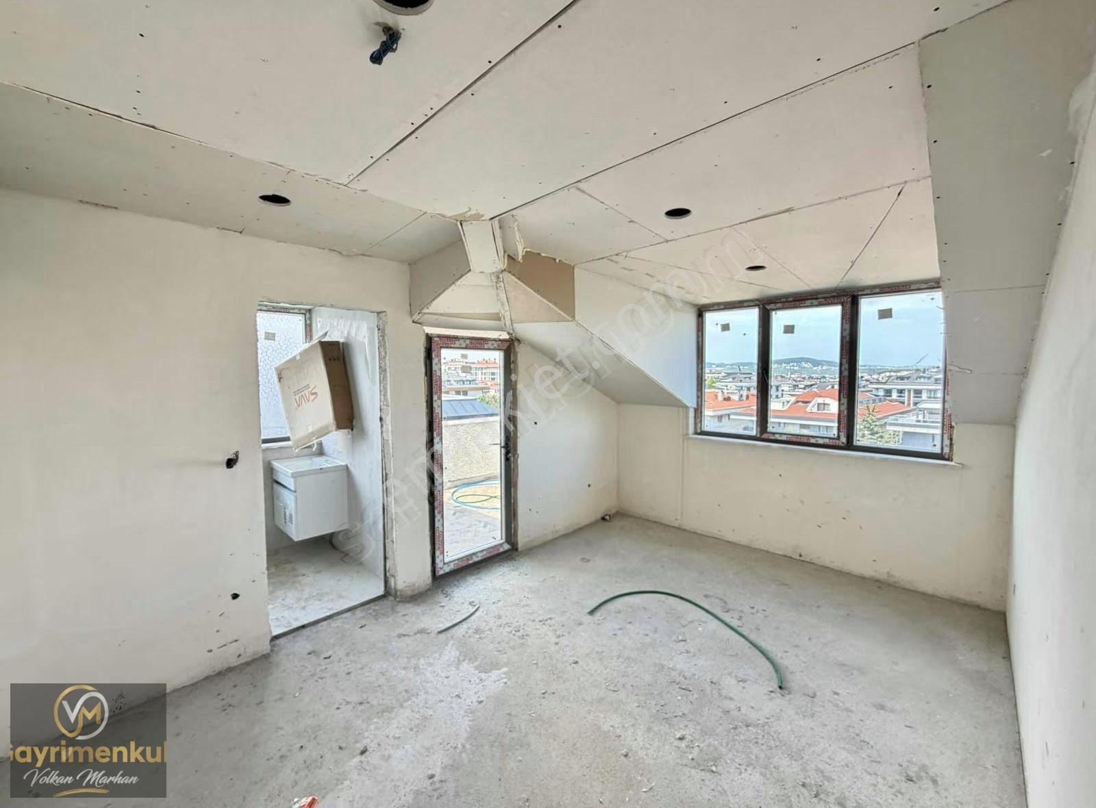 Çengelköy 'ün En Güzel Sokağında Deniz Manzaralı 300 M2 Dubleks - Görsel 13