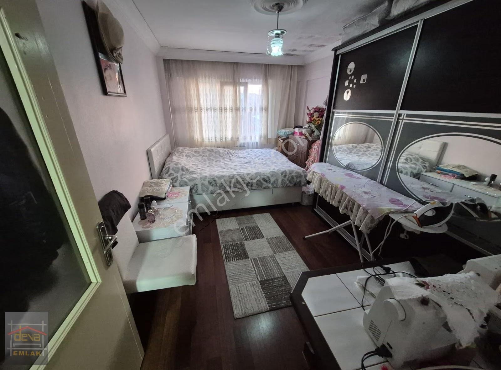 Deva'dan Nevçarşı Ve Belediyeye Yakın Teraslı Satılık Daire - Görsel 5