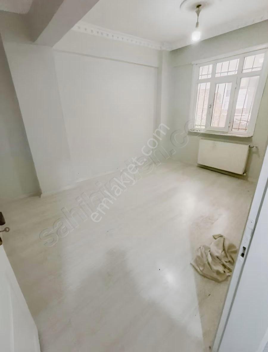 Acil Satılık Sair Abay Lisesi Yakininda 70 M2 2+1 Daire - Görsel 15