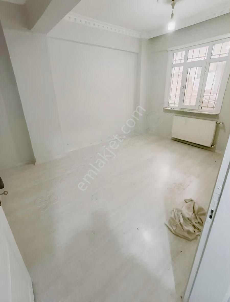Acil Satılık Sair Abay Lisesi Yakininda 70 M2 2+1 Daire - Görsel 16