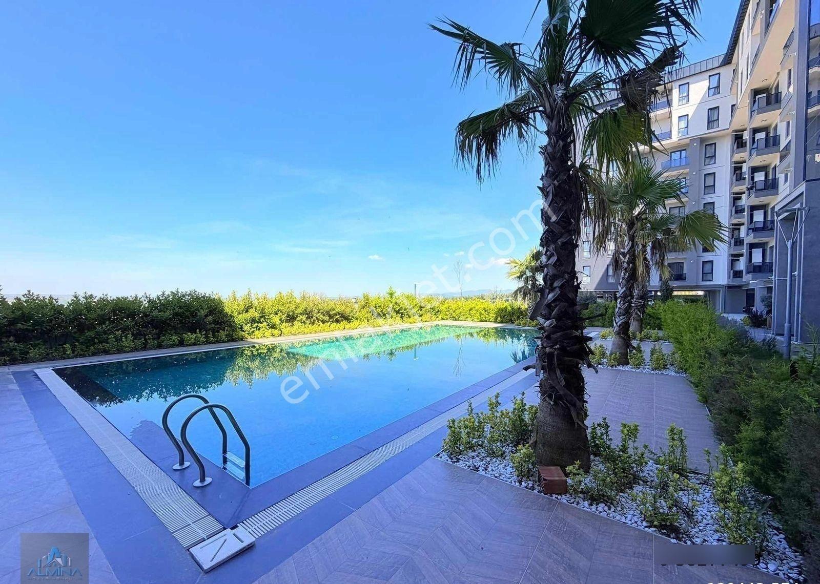 Almina'dan Havuzlu Site İçerisinde Kiralık Daire - Görsel 3