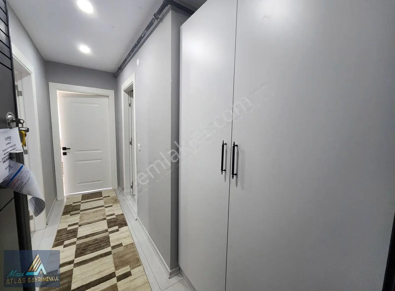 Mavi Atlas'tan Abonelikleri Açık Eşyalı Kiralık 1+1 Daire - Görsel 3