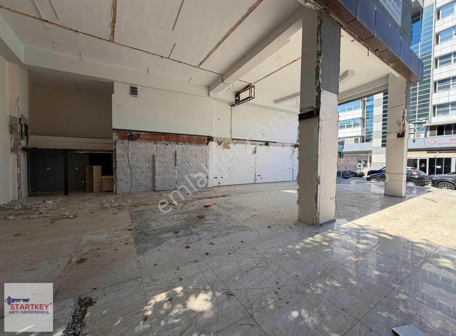 Başkent Hastanesi Ek Binası Karşısında 540m2 Kiralık Dükkan - Görsel 9