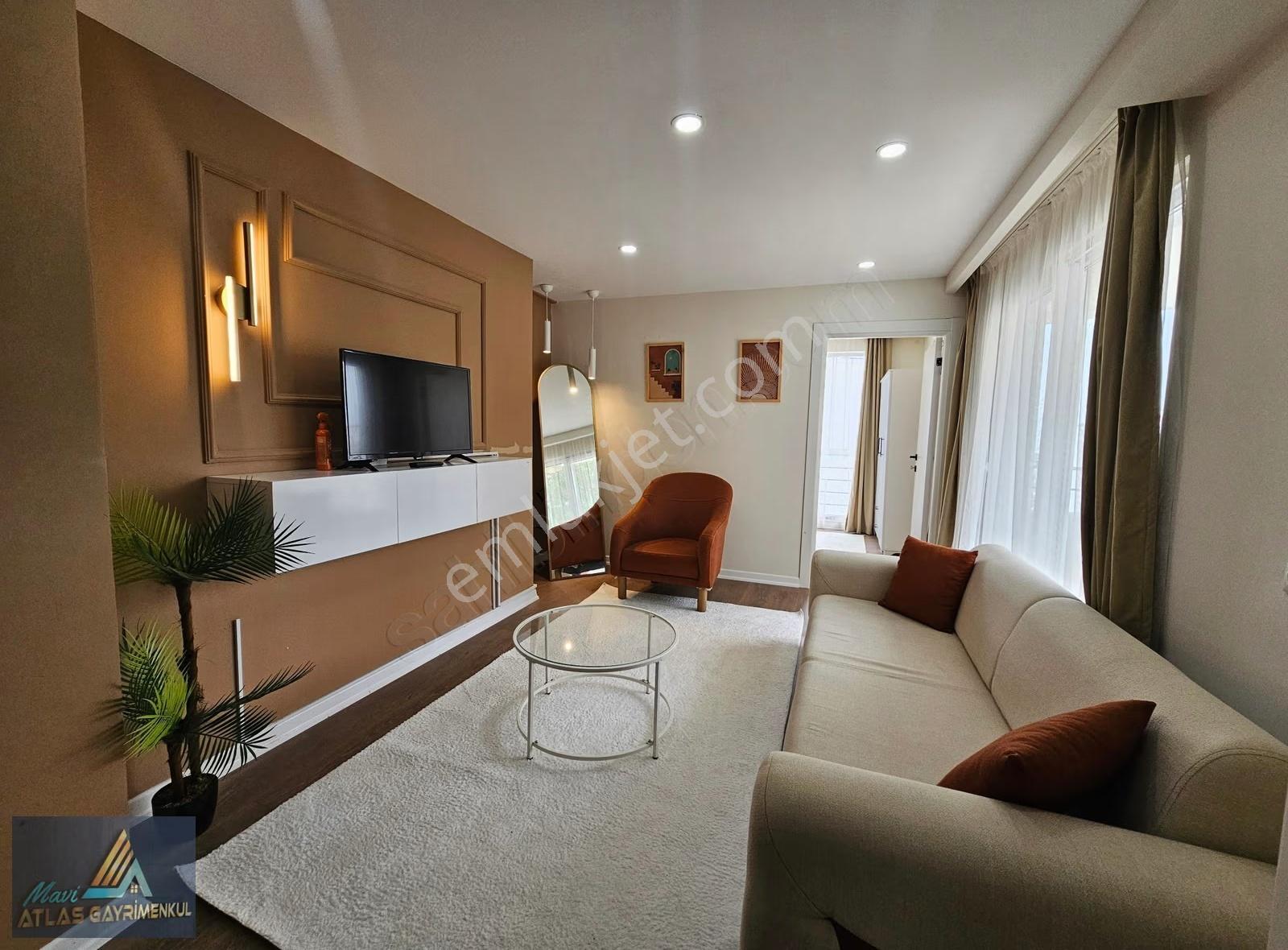 Mavi Atlastan Yenimahallede Tramvaya 450 Mt. Kiralık 1+1eşyalı - Görsel 16