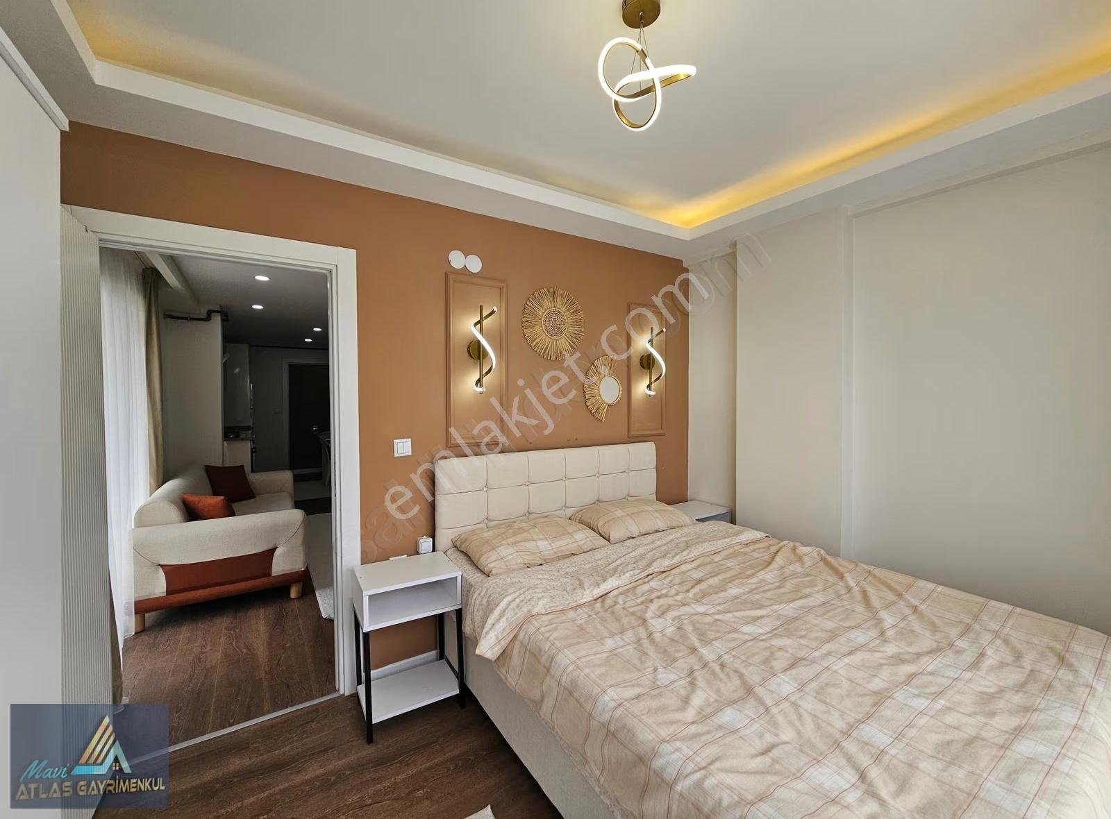 Mavi Atlastan Yenimahallede Tramvaya 450 Mt. Kiralık 1+1eşyalı - Görsel 5