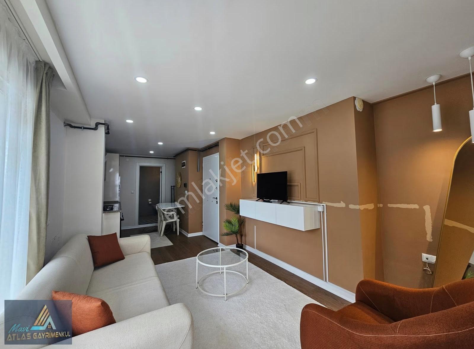 Mavi Atlastan Yenimahallede Tramvaya 450 Mt. Kiralık 1+1eşyalı - Görsel 3