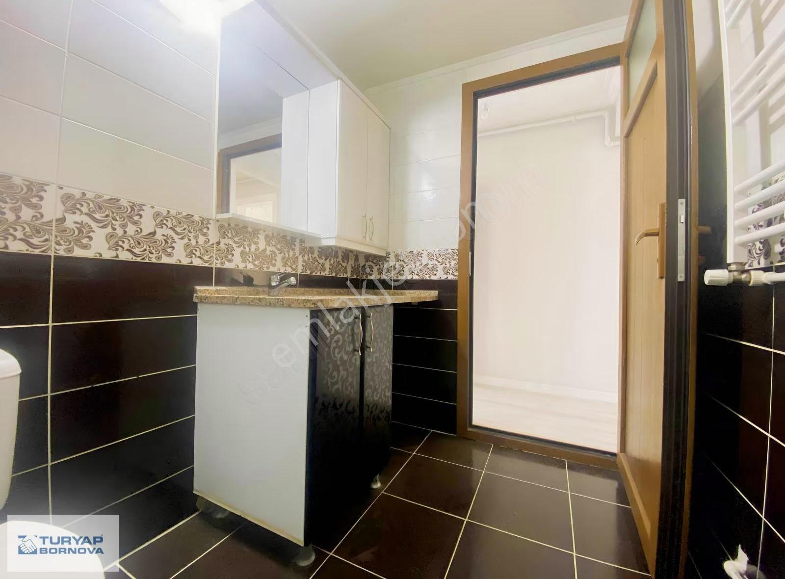 Bornova Kızılay Mahallesinde Satılık Geniş Yüksek Giriş Daire. - Görsel 28