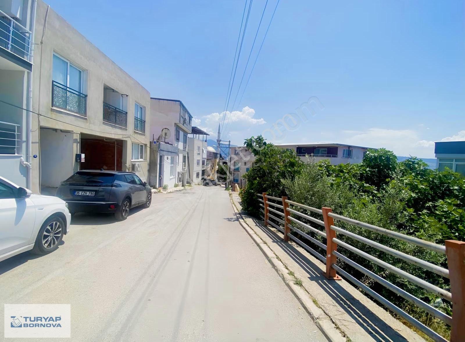 Bornova Kızılay Mahallesinde Satılık Geniş Yüksek Giriş Daire. - Görsel 2