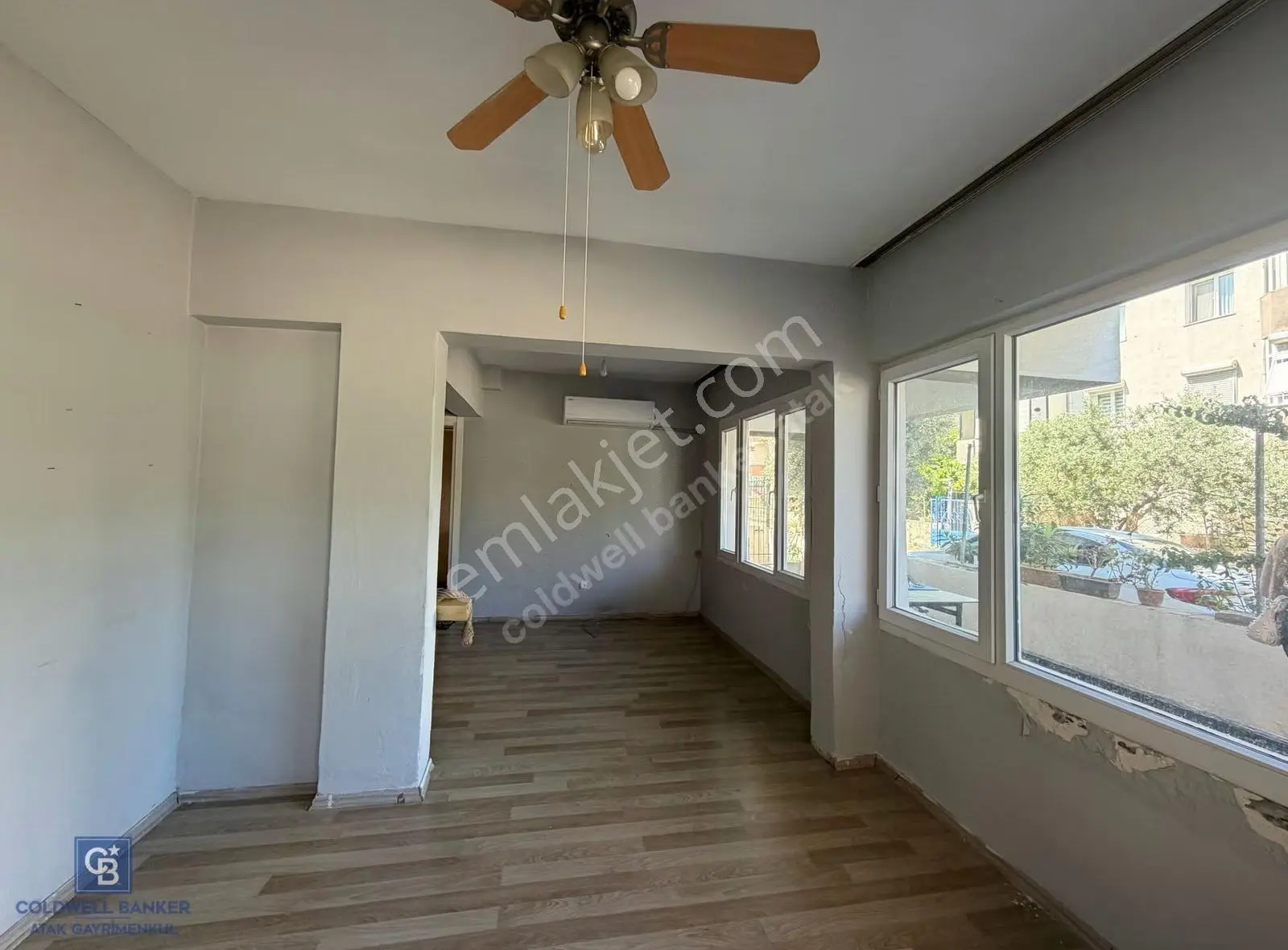 Güzelbahçe Yalı Mahallesinde Merkezi Konumda Kiralık Daire - Görsel 3