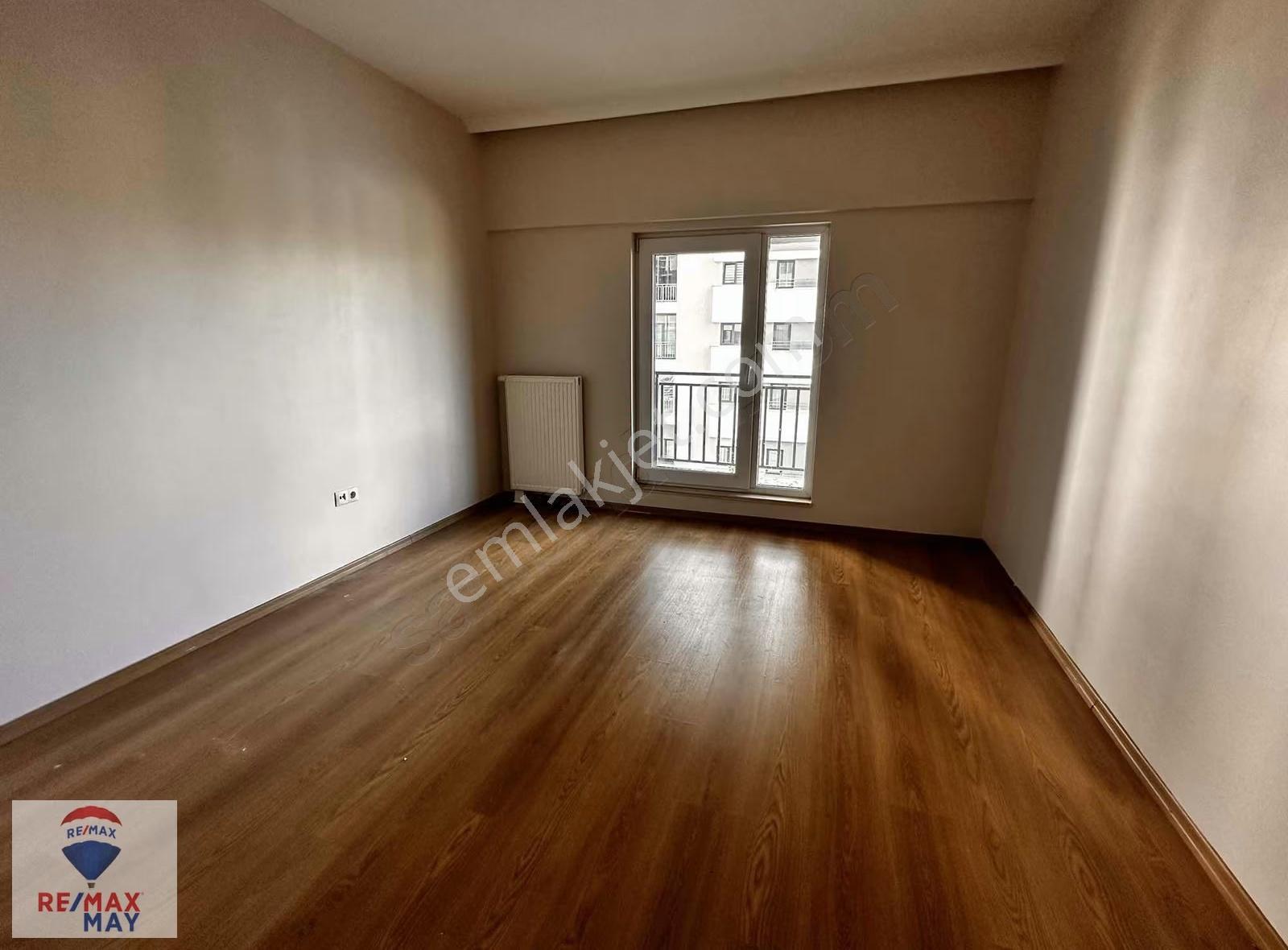 Güneypark1 Sitesinde Kolonsuz Salonlu Kök Tapu Satılık 4+1 Daire - Görsel 8