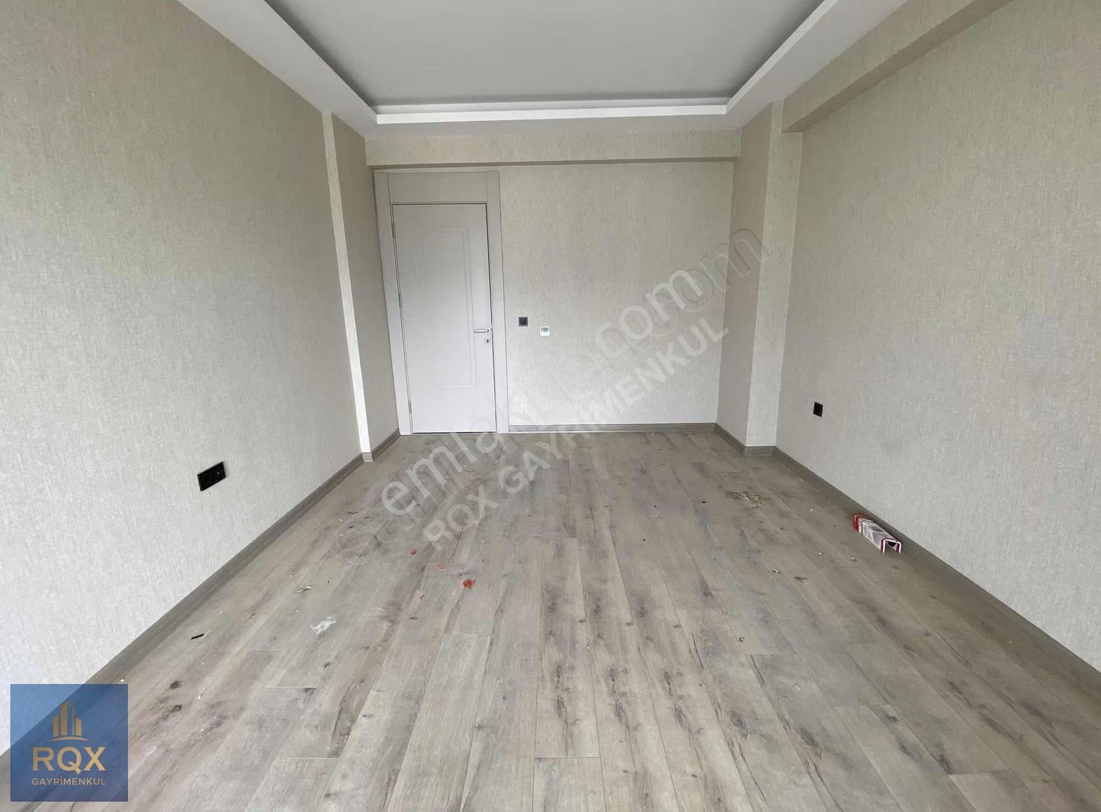 Cumhuriyet'te Site İçi 4+1 Panoramik Manzaralı Geniş Sıfır Daire - Görsel 31