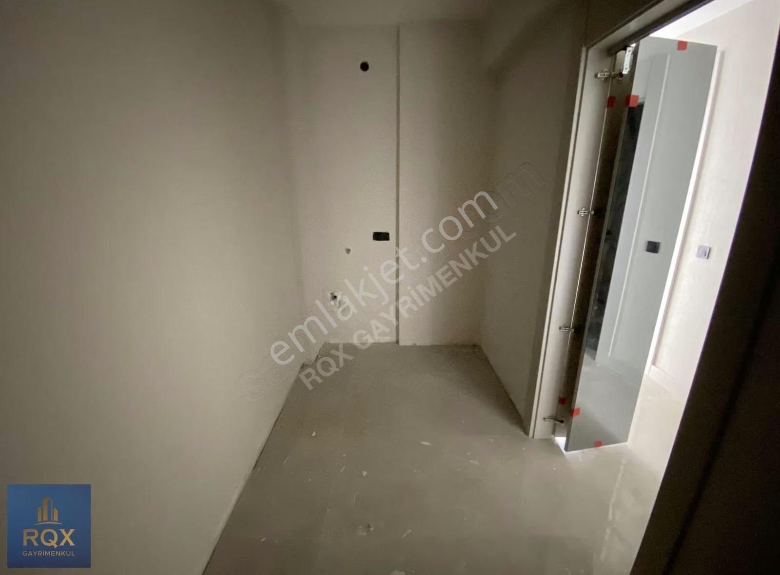 Cumhuriyet'te Site İçi 4+1 Panoramik Manzaralı Geniş Sıfır Daire - Görsel 6