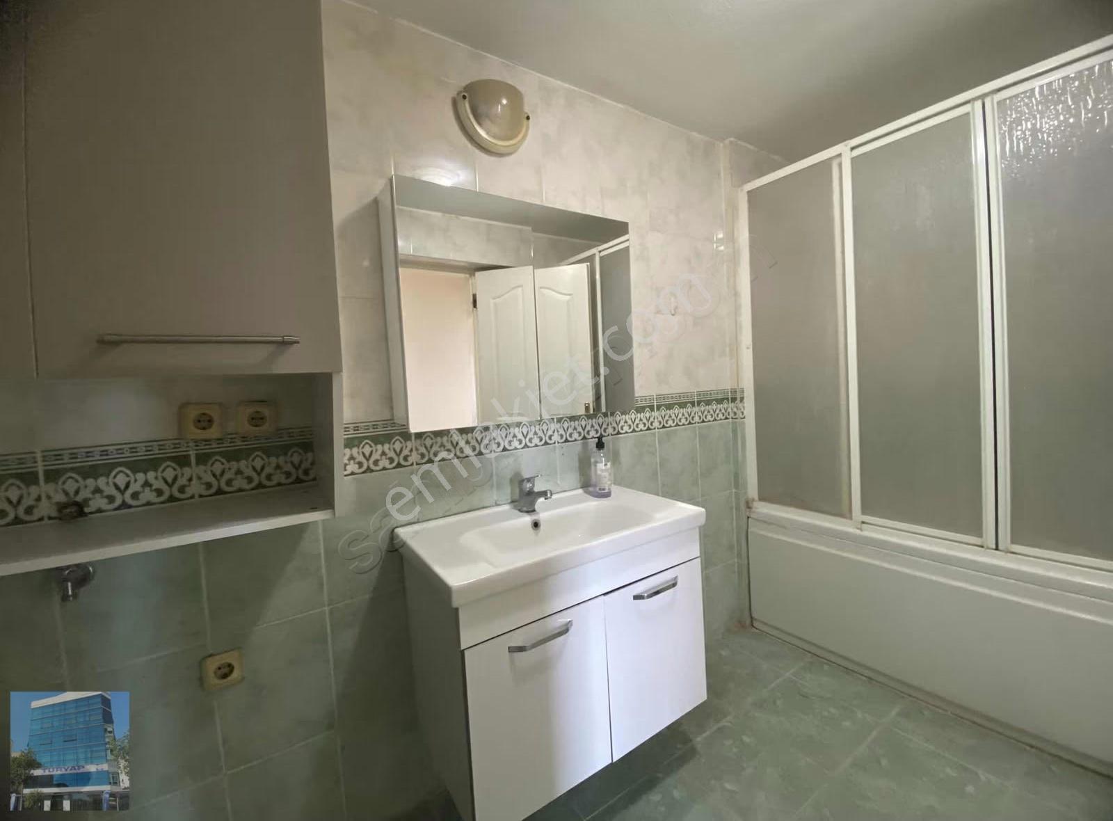 Karşıyaka Yeni Girne'de Geniş Doğalgazlı Kiralık 3+1 Daire - Görsel 20