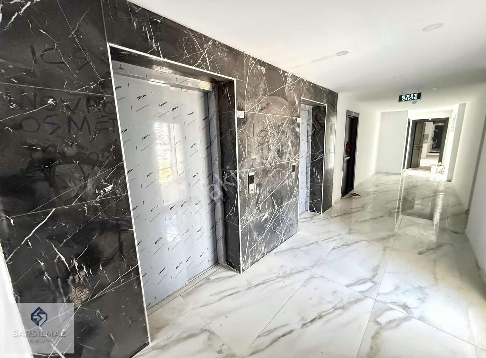 Fevzi Çakmakta Havuzlu Sitede Kapalı Otoparklı Lüks 1+1 Daire - Görsel 6
