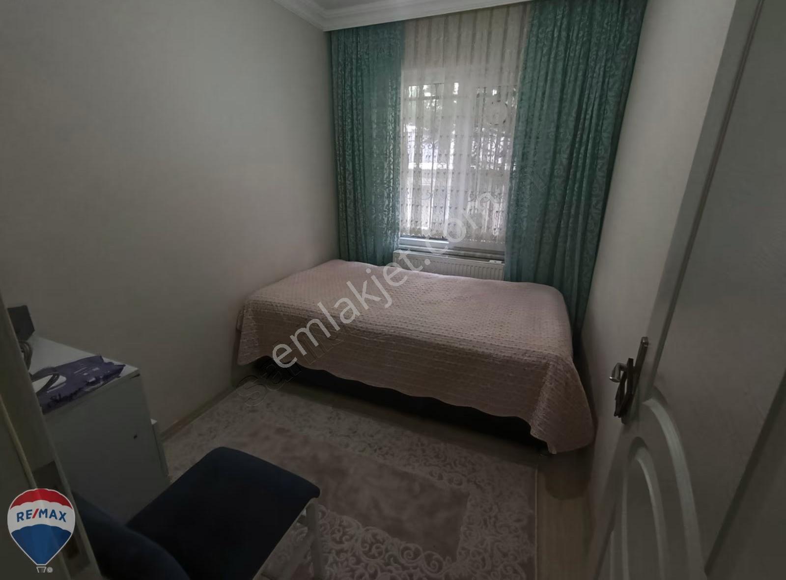 Re/max Mavi'den Mustakil Bahçeli Denize Yakın 2+1 Kombili Daire - Görsel 9