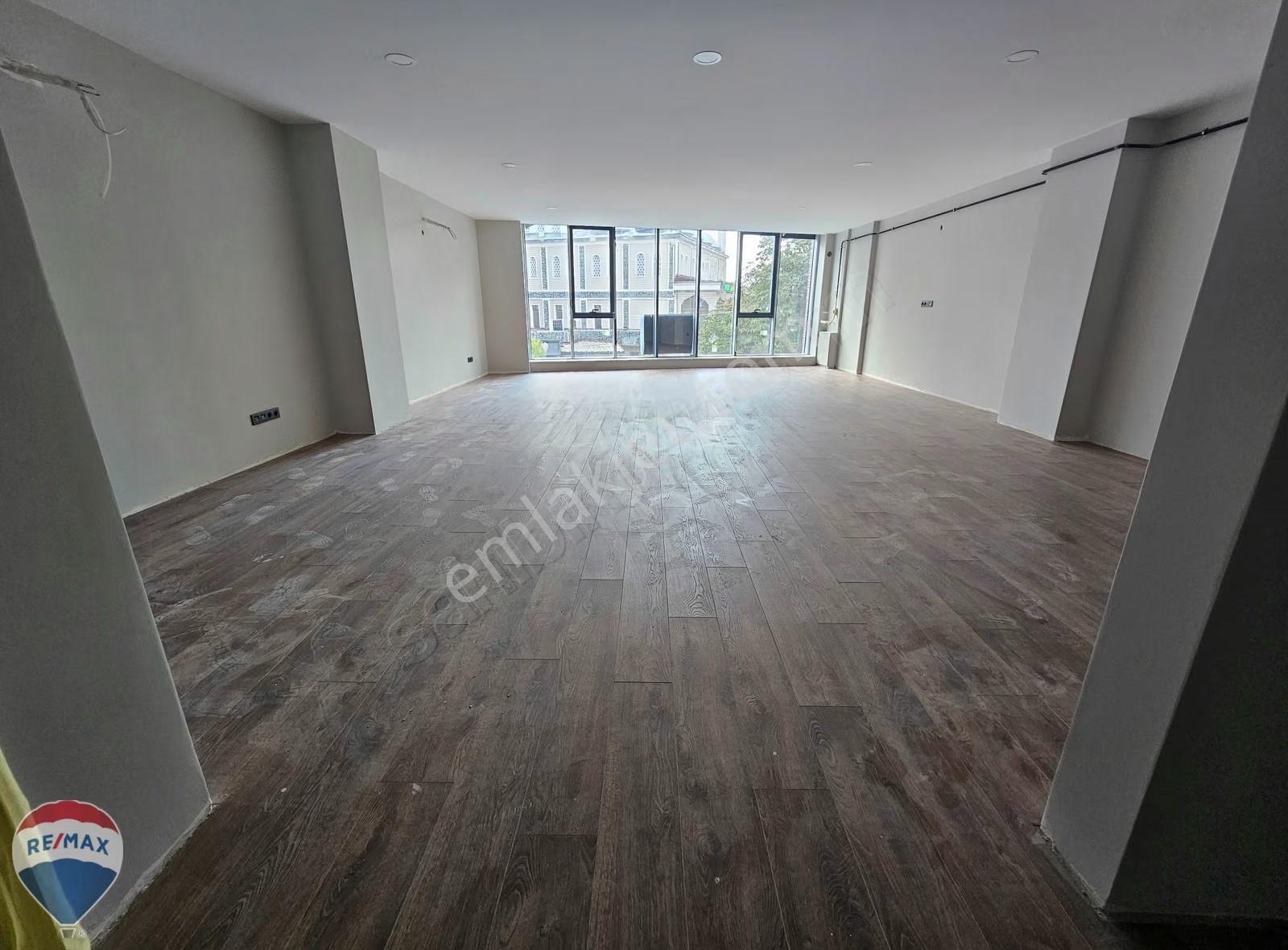 Yeni Cami Ve Bulvara 300 M Sakarya Caddesi Üzerinde Kiralık Ofis - Görsel 25