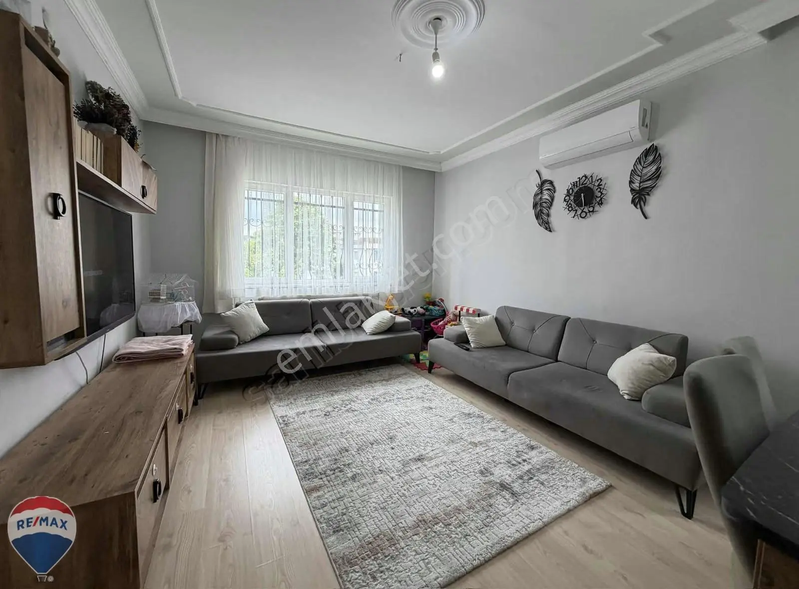 Remax Mavi'den 15 Temmuz Camili'de Satılık 2+1 Daire