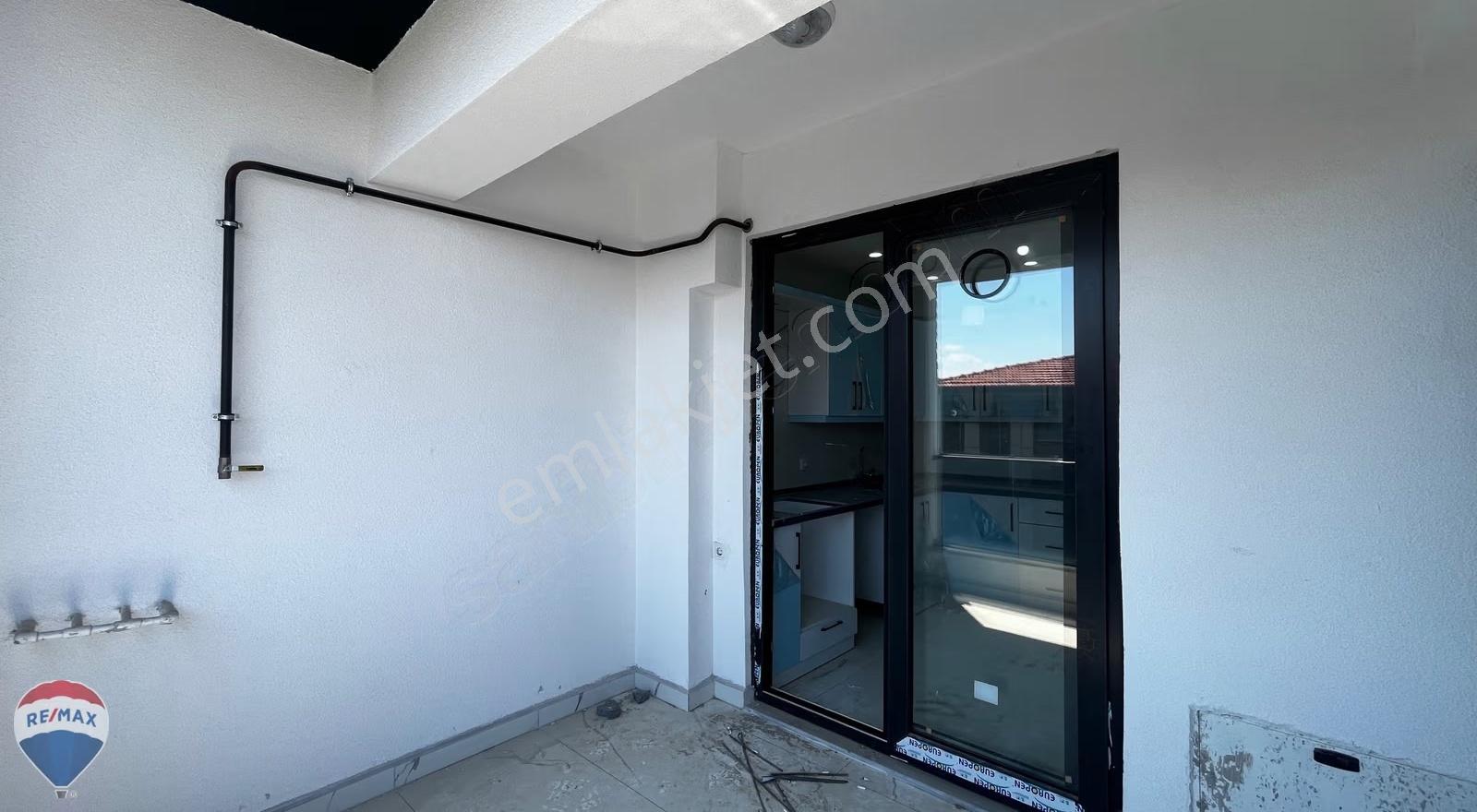 Remax Maviden Fatih Mah. 2+1 3.kat Güney Cephe Sıfır Daire - Görsel 10