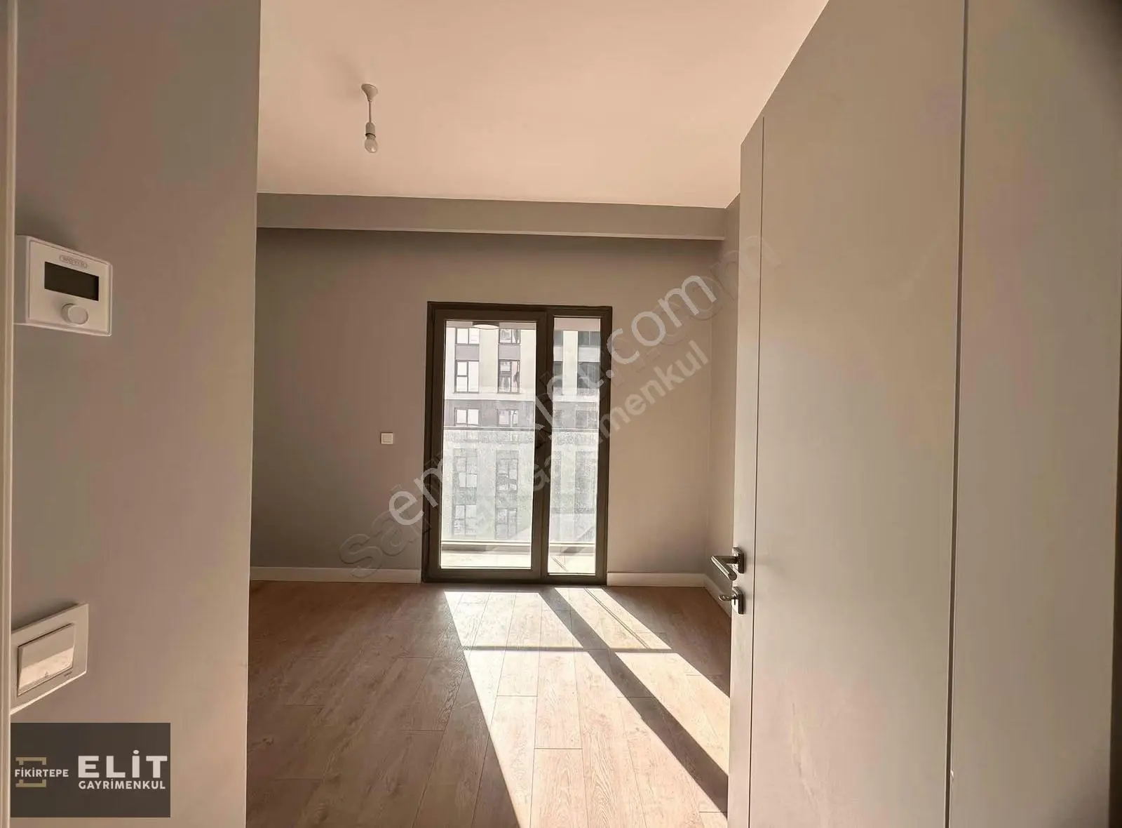 Fikirtepe Emlak Konut 16. Etap Ara Kat 1+1 Kiralık Daire - Görsel 3