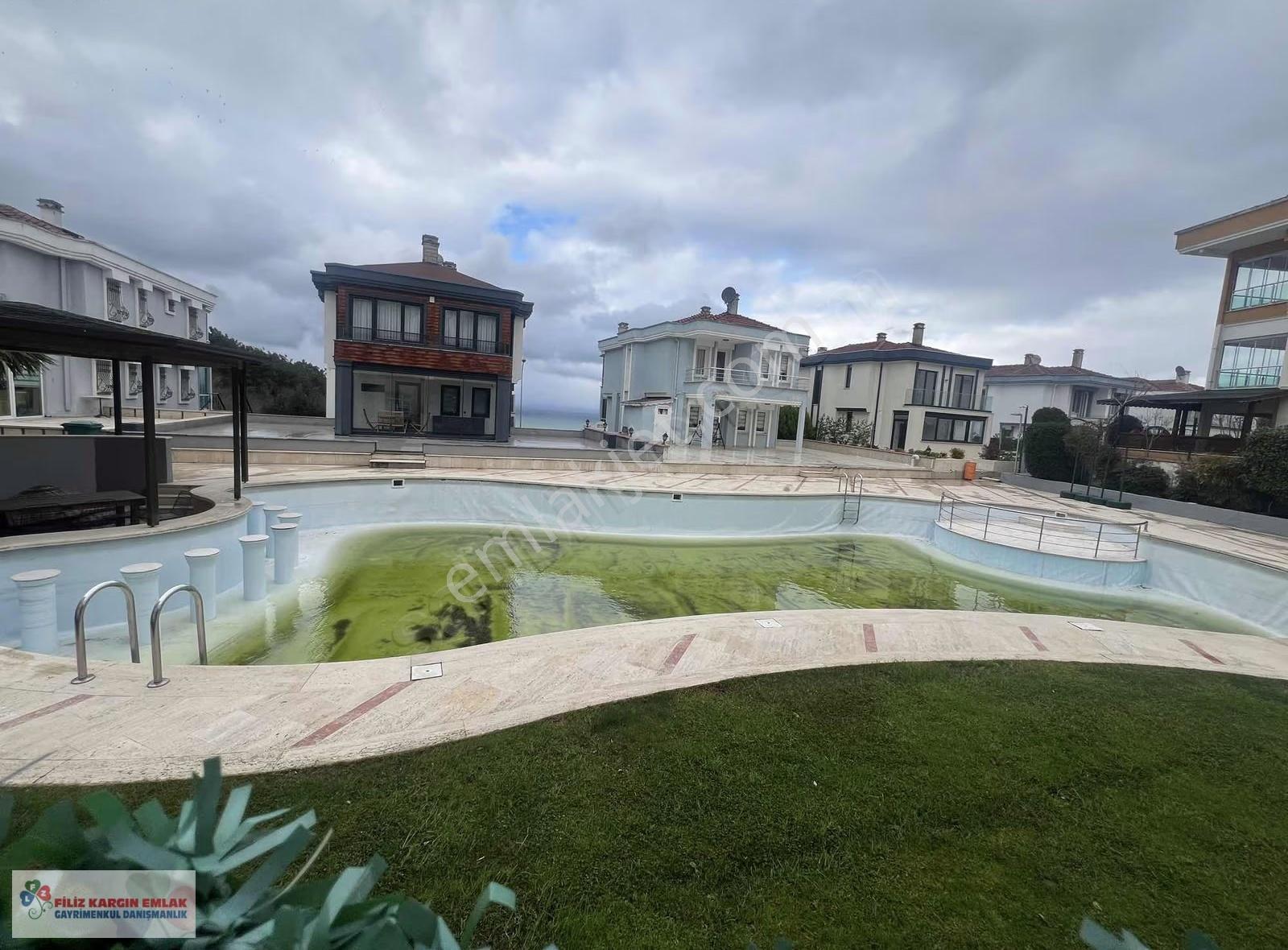 Şile Merkez Deniz Villaları Sitede 240m2 Satlık Tripleks Villa - Görsel 21