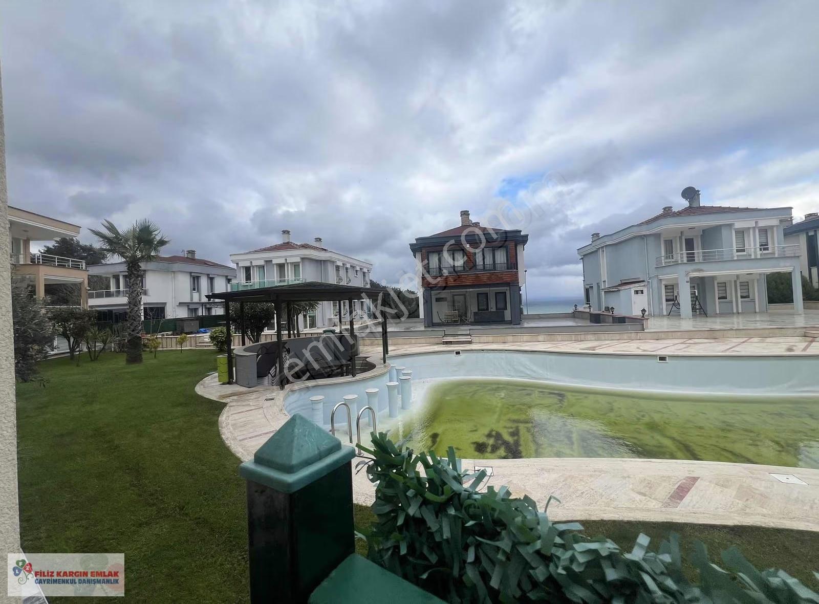 Şile Merkez Deniz Villaları Sitede 240m2 Satlık Tripleks Villa - Görsel 16
