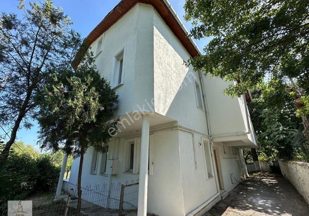 Beylikdüzü’n De 4+1 Deniz Manzaralı Ferah Ve Geniş Satılık Villa - Görsel 11