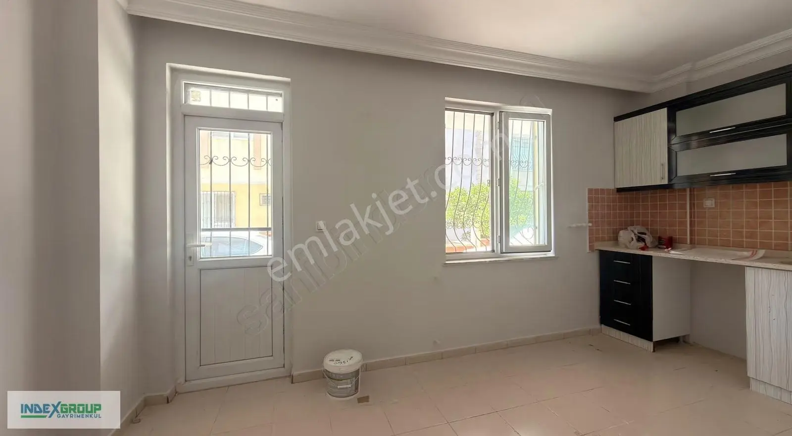 Antalya Karşıyaka Tadilatlı 2+1 Ayrı Mutfak Dünya Göz Karşısında
