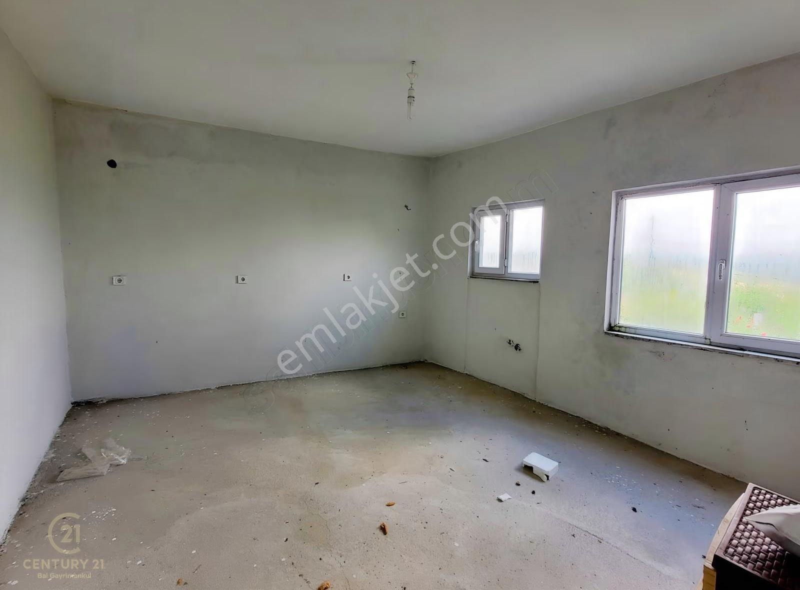 Century 21 Bal'dan Altıeylül Bozen'de Satılık Ev Ve Arsası - Görsel 31