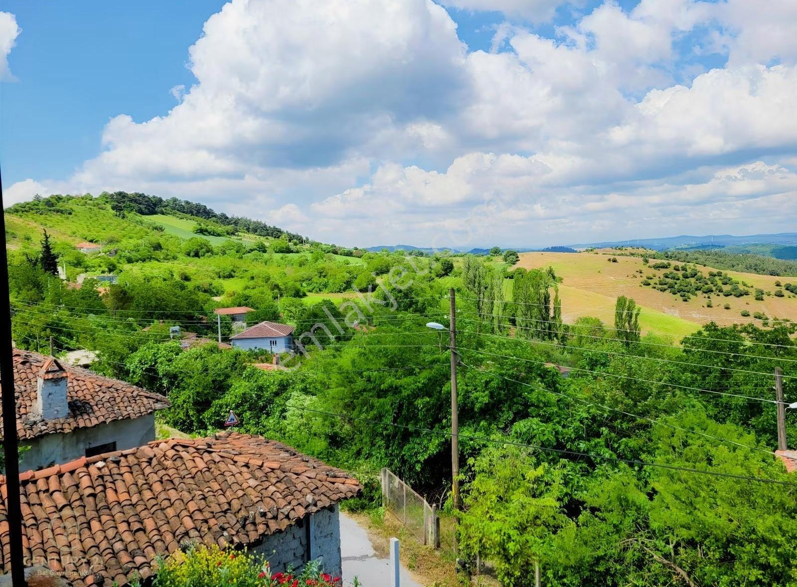 Century 21 Bal'dan Altıeylül Bozen'de Satılık Ev Ve Arsası - Görsel 14