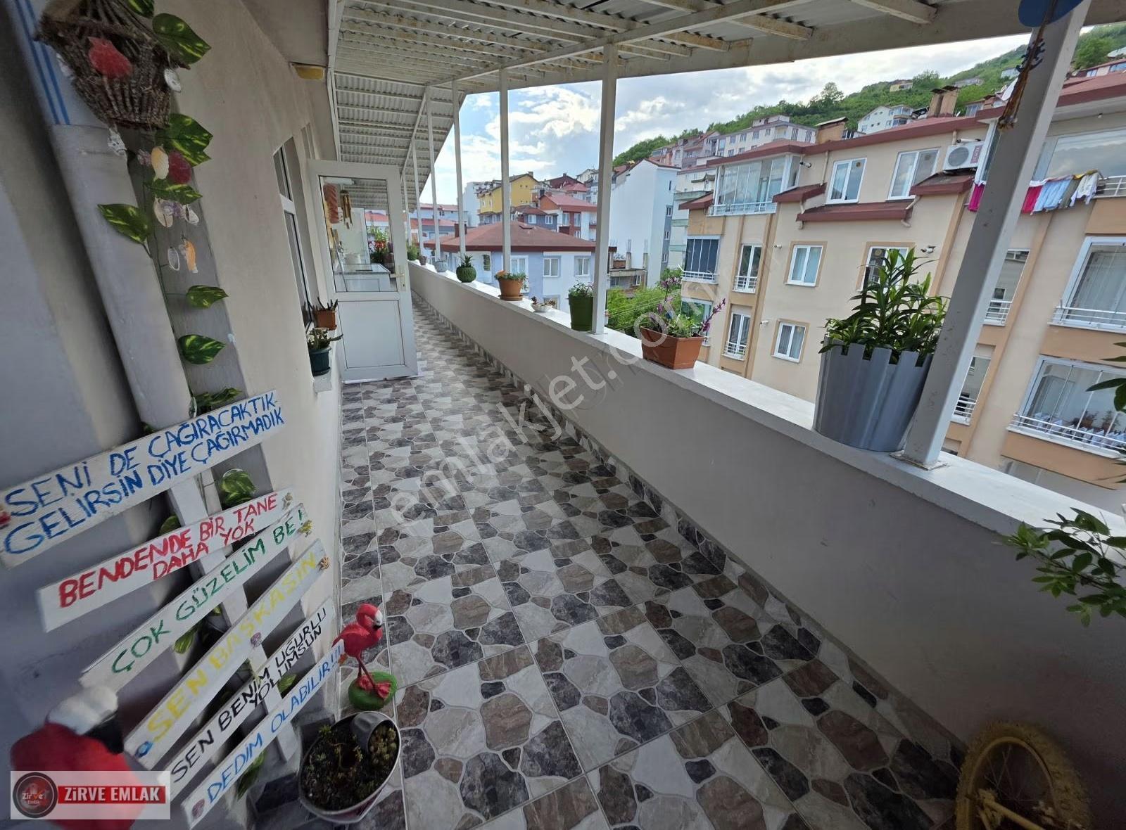 Selimiye Mahallesinde Mevlana Cami Yanı 200m² Satılık Beton Çatı - Görsel 16