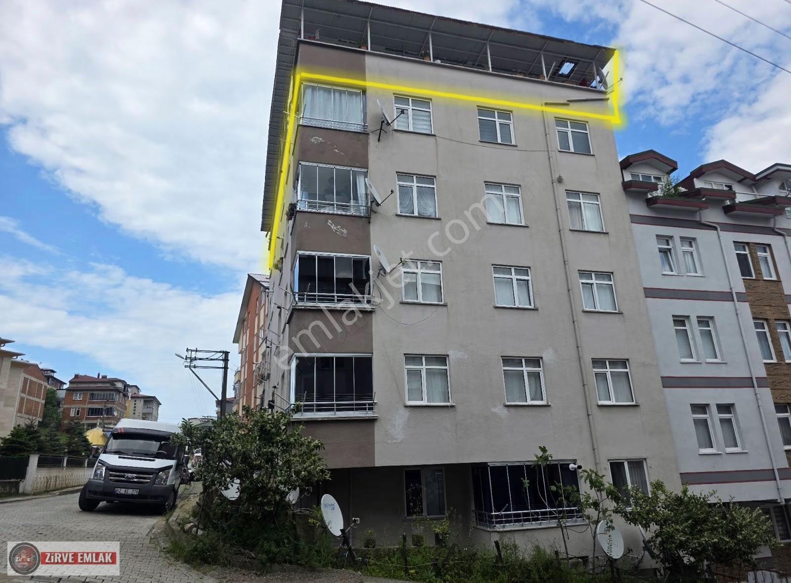 Selimiye Mahallesinde Mevlana Cami Yanı 200m² Satılık Beton Çatı - Görsel 12